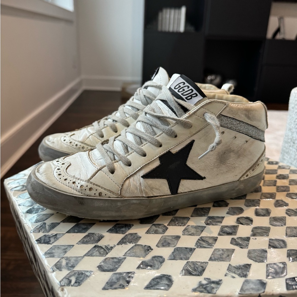 Women’s Golden Goose Mid Star With Laminated Heel Tab & Glitter / SIZE 37